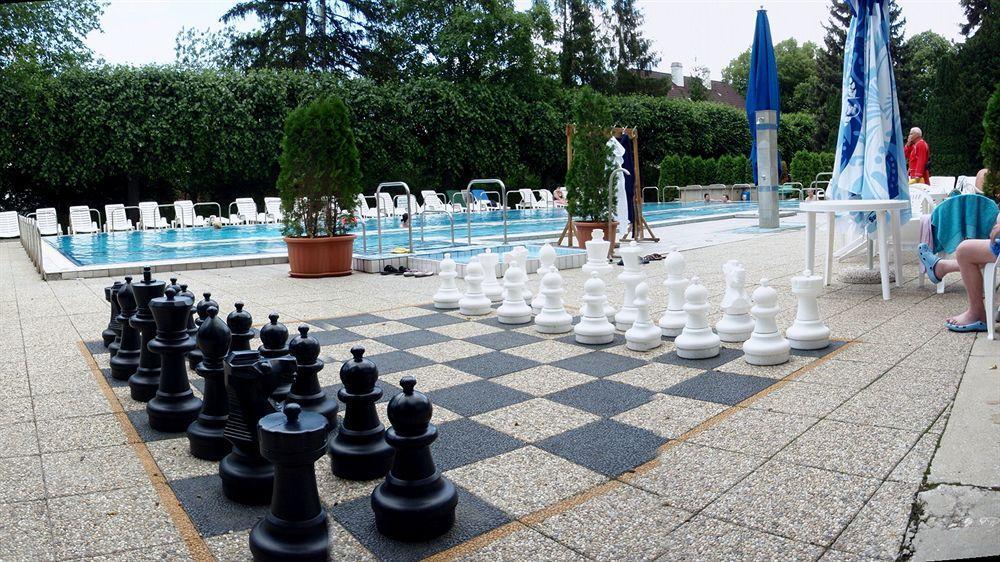 Hotel Aquamarin Hévíz Екстериор снимка